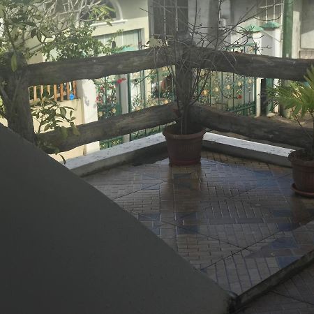 Bed and Breakfast The Rustic Terre Rouge  Esterno foto